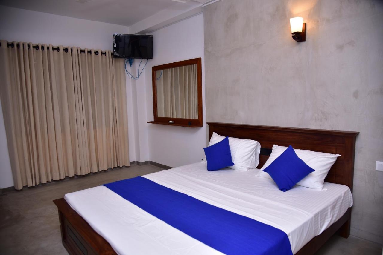 Lily Holiday Apartments Hikkaduwa Kültér fotó