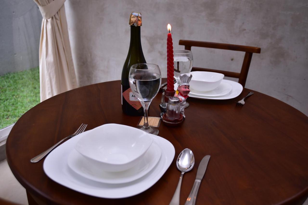 Lily Holiday Apartments Hikkaduwa Kültér fotó