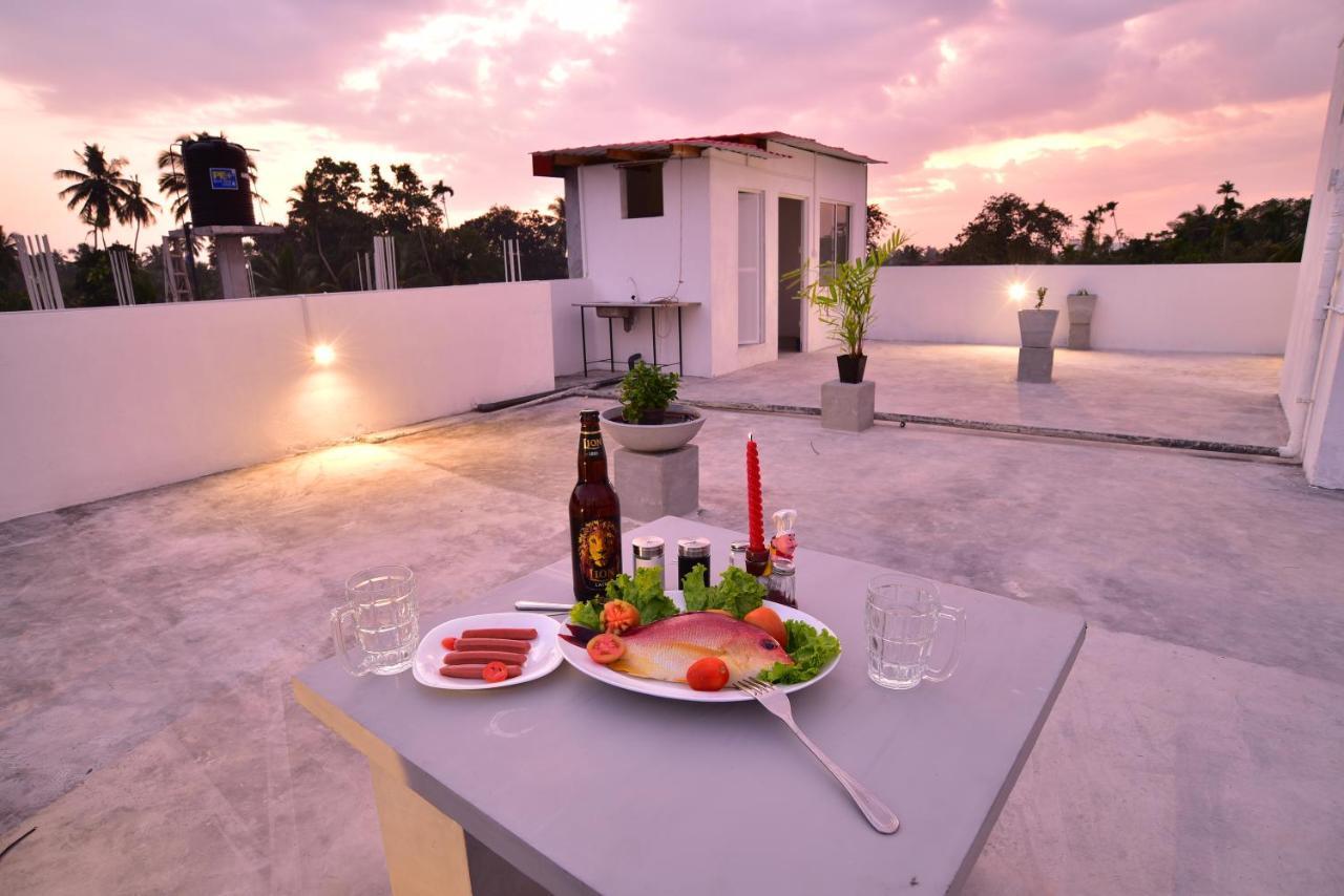 Lily Holiday Apartments Hikkaduwa Kültér fotó