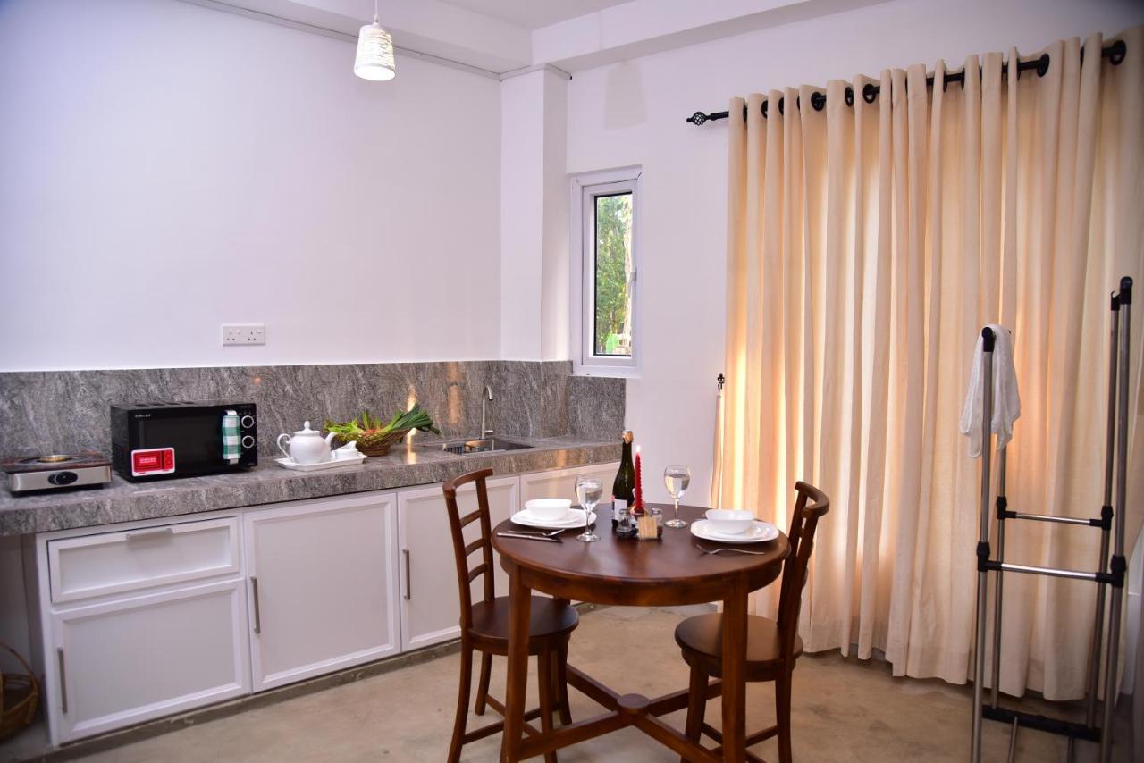Lily Holiday Apartments Hikkaduwa Kültér fotó