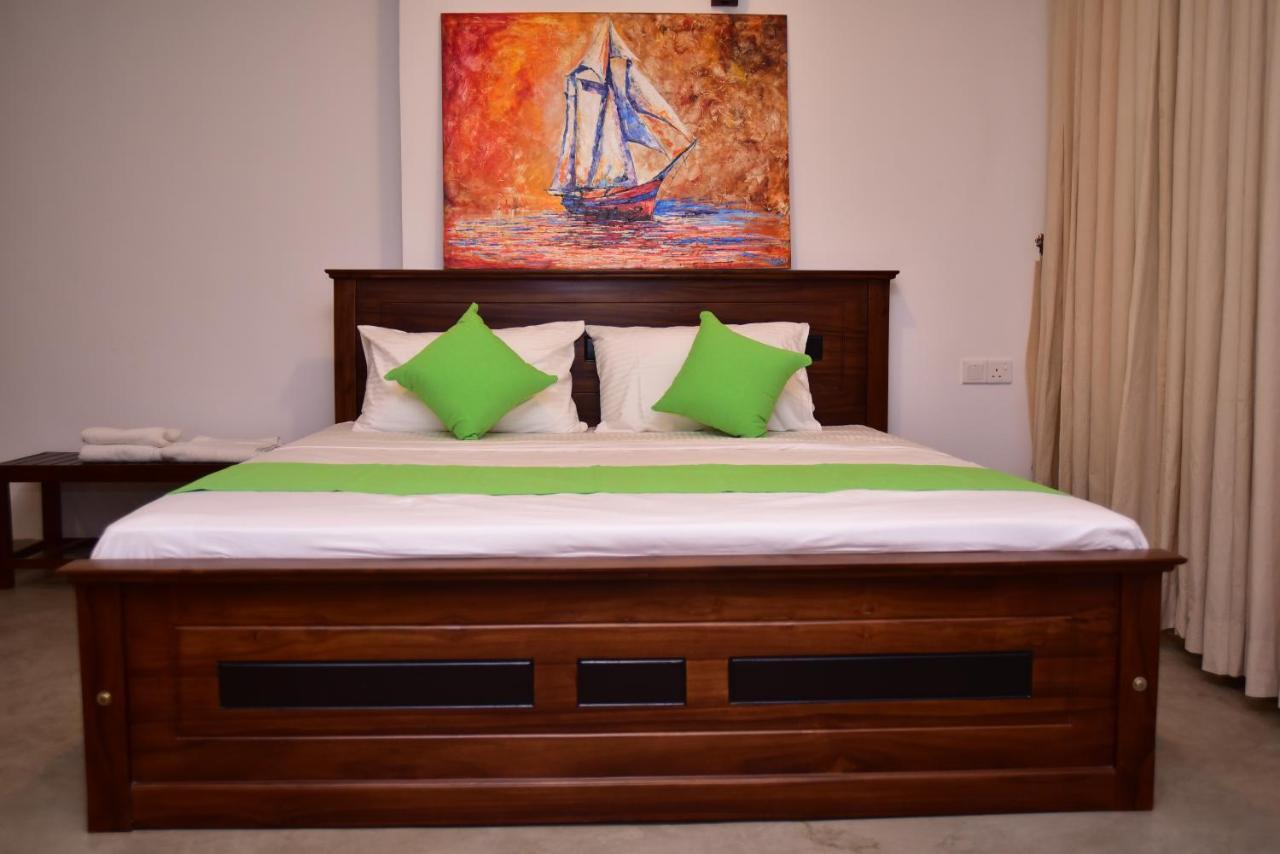 Lily Holiday Apartments Hikkaduwa Kültér fotó