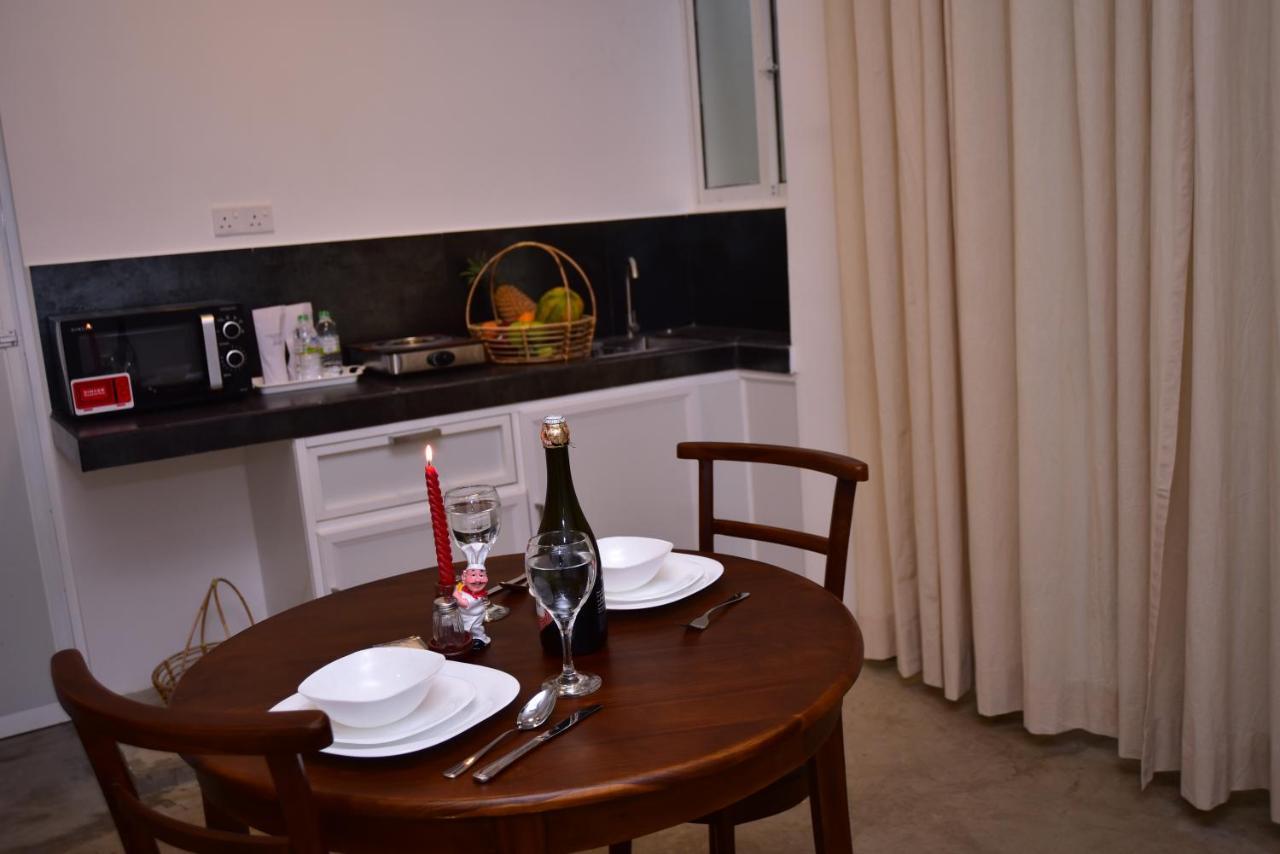 Lily Holiday Apartments Hikkaduwa Kültér fotó